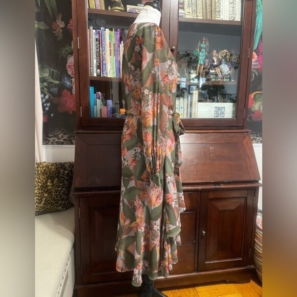 BADGLEY Mischka Multi Floral Ruffle Midi Faux Wrap Dress. - Picture 10 of 15